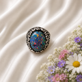 Elfenring mit Regenbogenopal – Verziert & Verstellbar