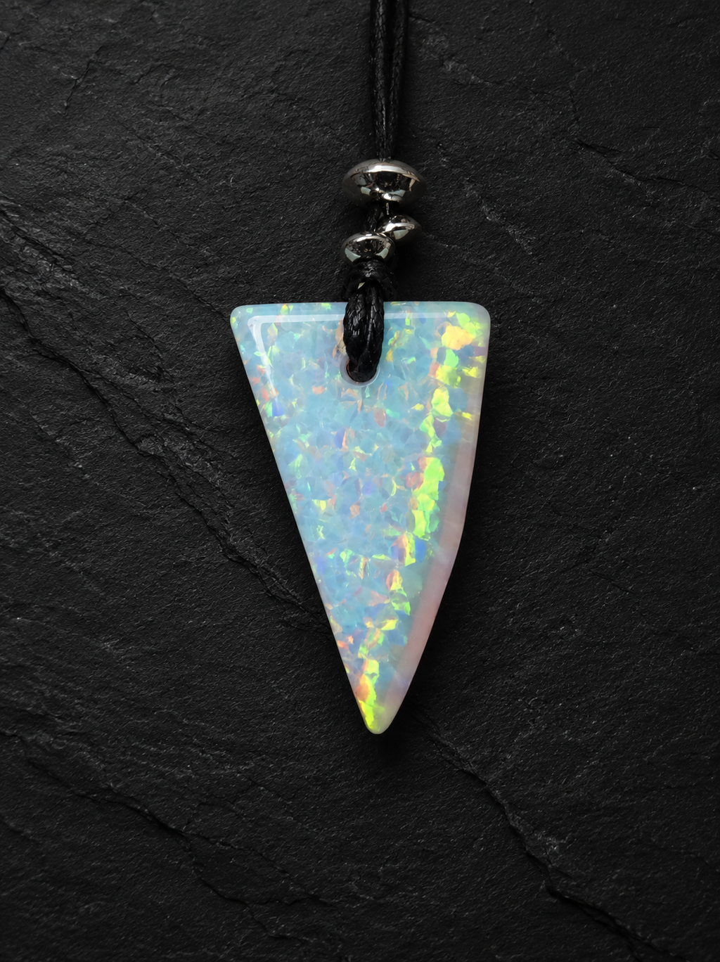 Jelly Opal Anhänger – synthetischer Opal, 22 × 40 mm, inkl. Kette