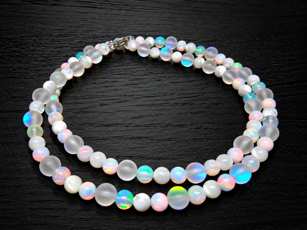Welo Opalperlenkette – Regenbogenfarben | Handgefertigt, ca. 50 cm