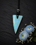 Jelly Opal Anhänger – synthetischer Opal, 22 × 40 mm, inkl. Kette