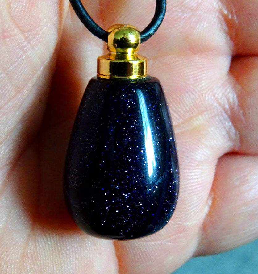 Blaufluss Edelsteinflasche – Mini Parfumflasche Halskette, Ätherische Öle, 20 × 38 mm | Elassteine