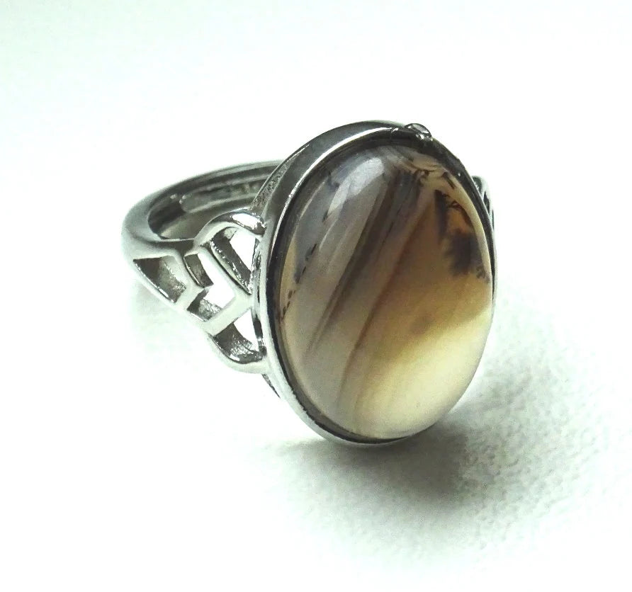 Edelstahlring mit braunem Achat-Cabochon – Naturstein | Verstellbar