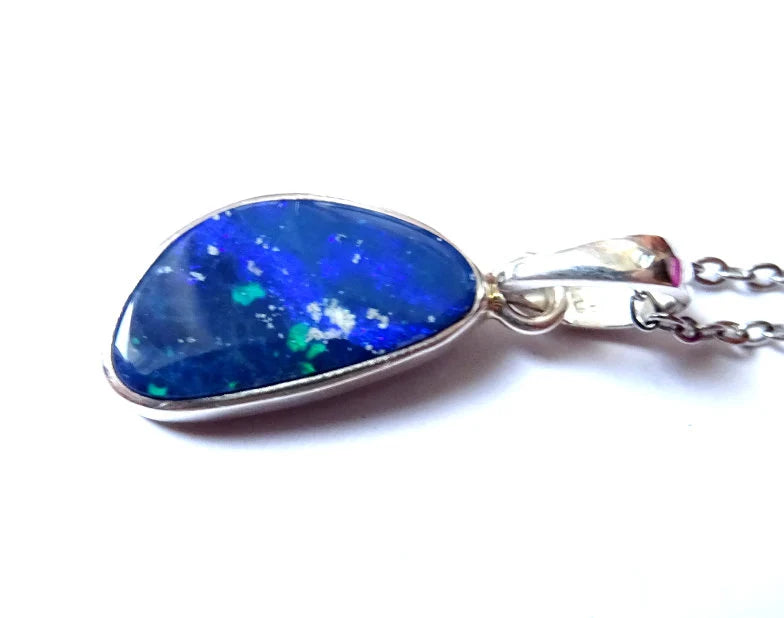 Boulderopal Anhänger | Blau-Grün Freeform | 925 Silberöse | 10 × 17 mm | Echtschmuck