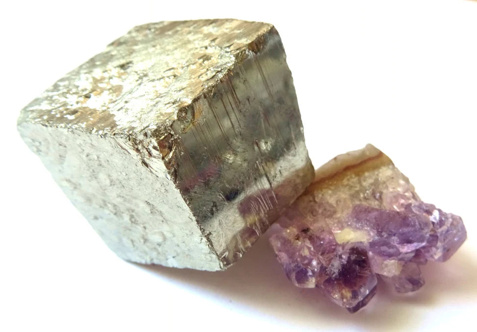 Pyrit Würfel aus Navajun, Spanien ,  Narrengold | Elassteine