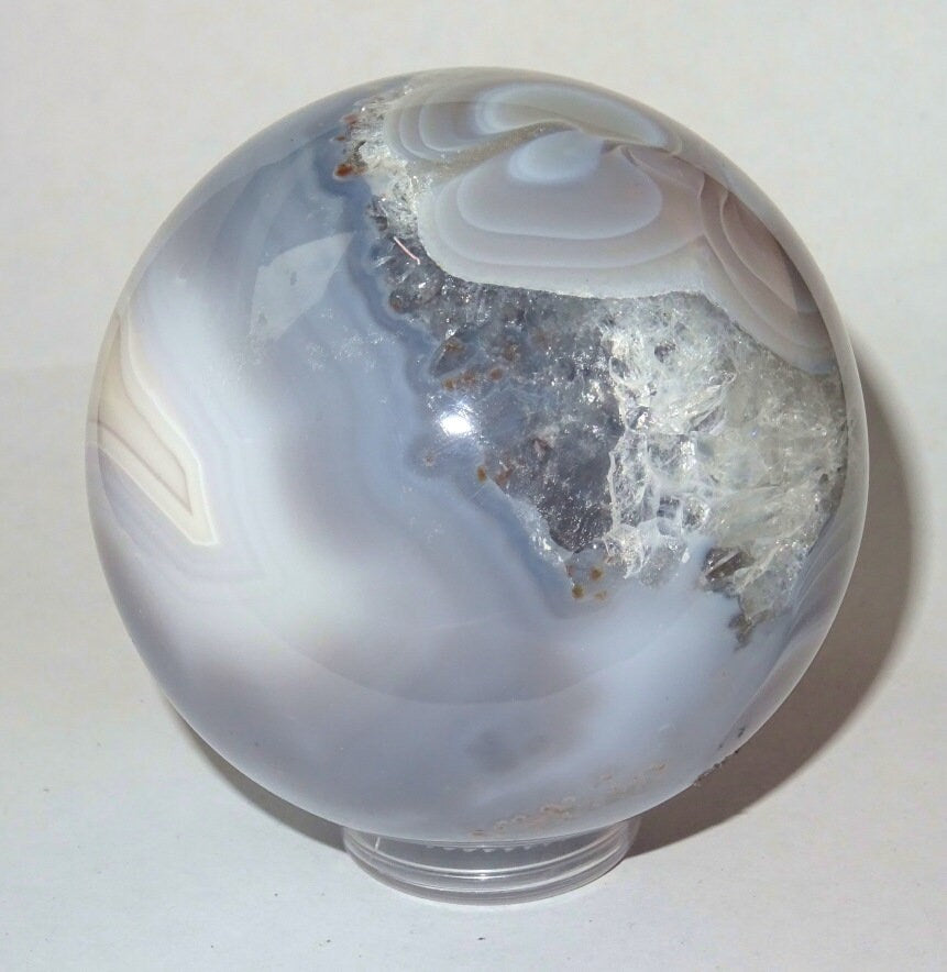 Chalcedon Edelsteinkugel 6,5 cm – Unikat, hochglanzpoliert