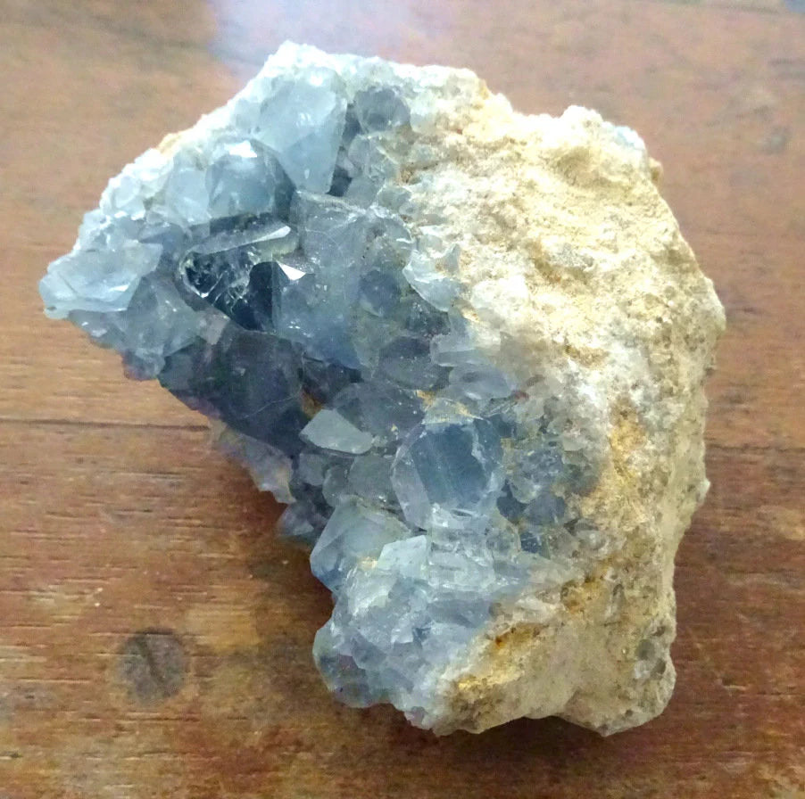 Coelestin Kristall | Madagaskar | 798 g | 10 × 9,5 × 6 cm | Unikat