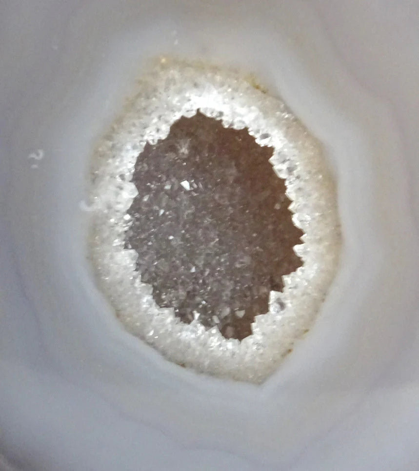 Achatdruse mit Metallständer | Brasilien | Handpoliert | 17 cm | Deko & Schutzstein