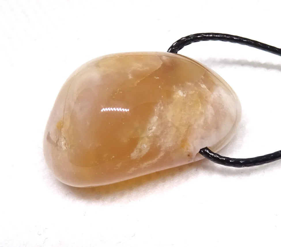 Opal Cappuccino Anhänger Set – 6 Stück Natursteine aus Madagaskar