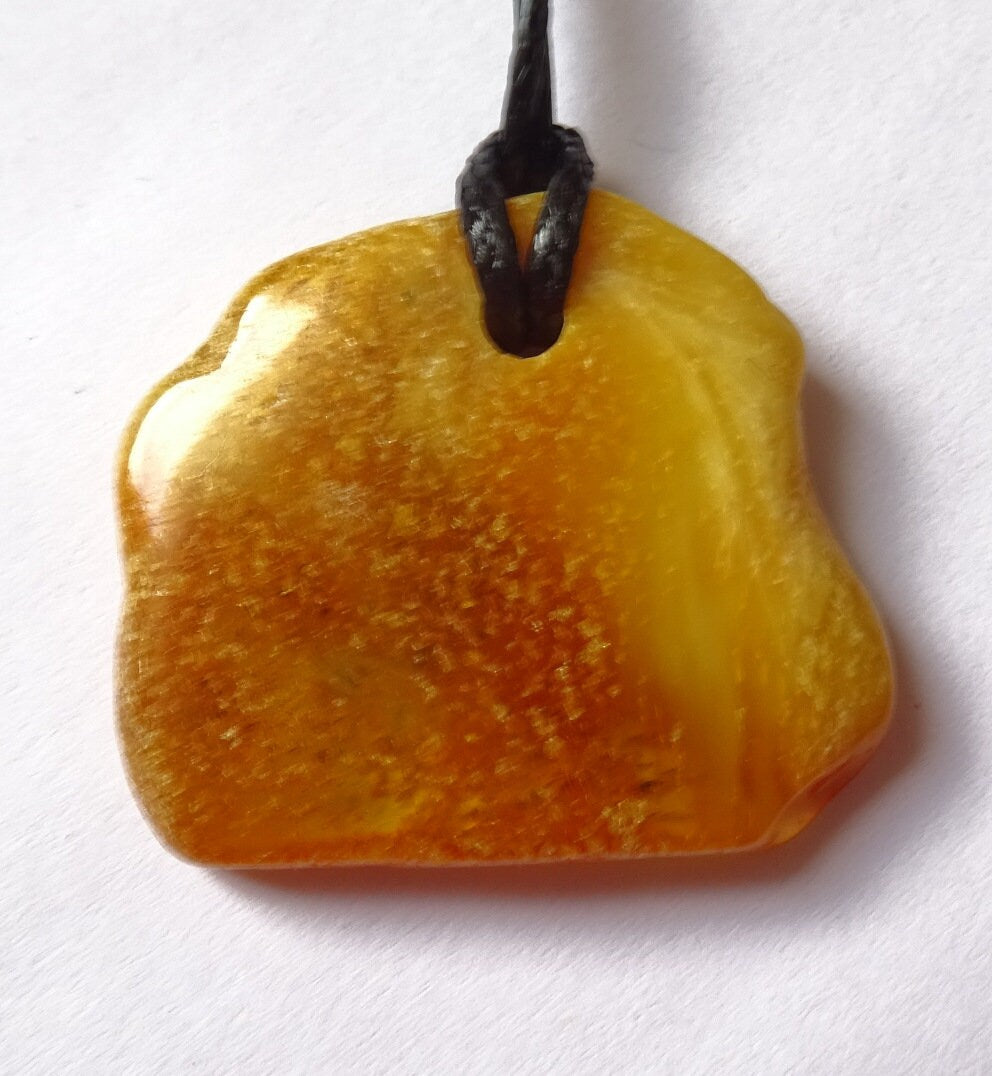 Echter Naturbernstein goldgelb – Ostseesteinanhänger 27×21 mm | Baltischer Bernstein