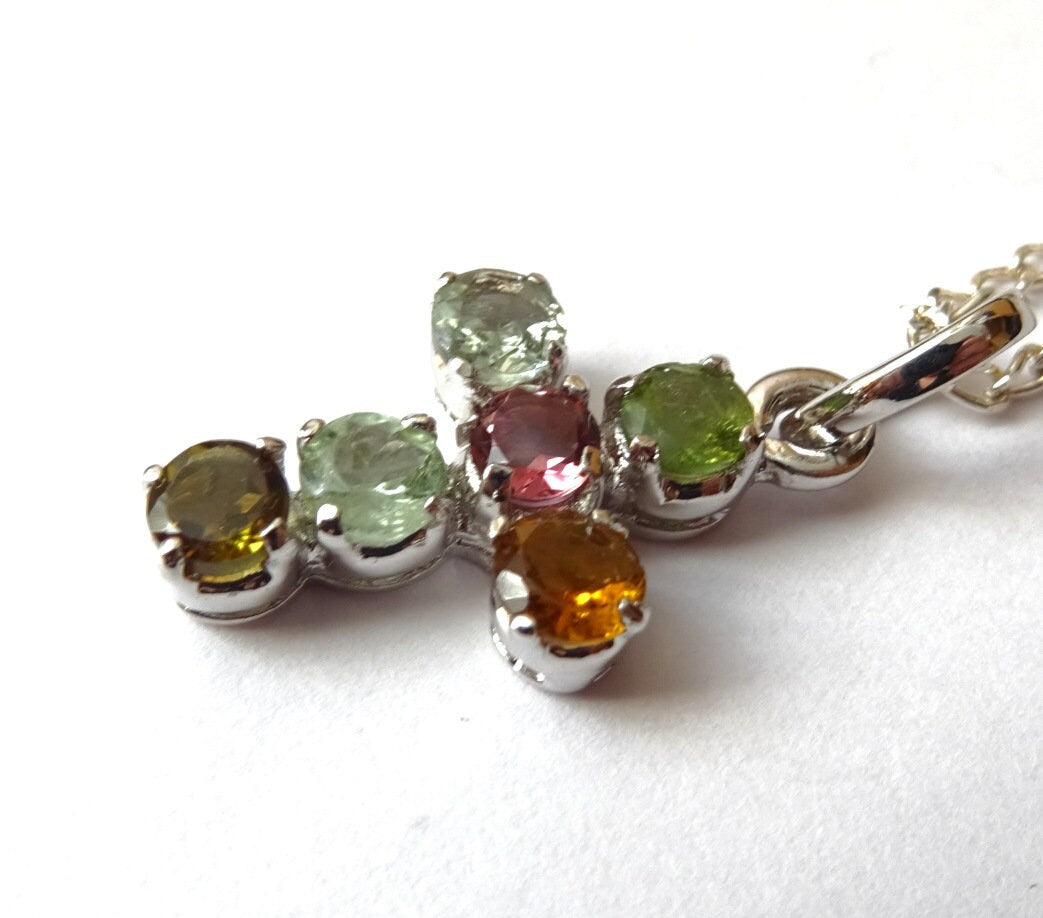 Turmalin Kreuz Anhänger 925 Silber – 6 bunte Turmaline, deutsche Handarbeit