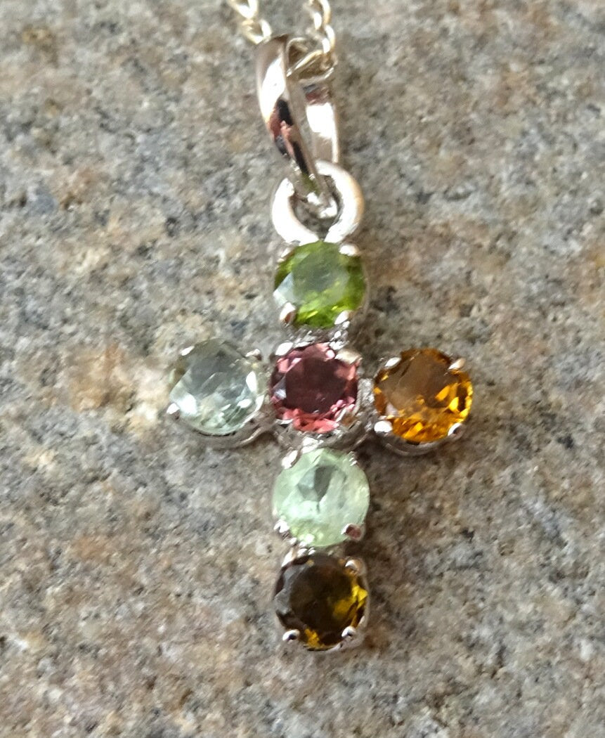 Turmalin Kreuz Anhänger 925 Silber – 6 bunte Turmaline, deutsche Handarbeit