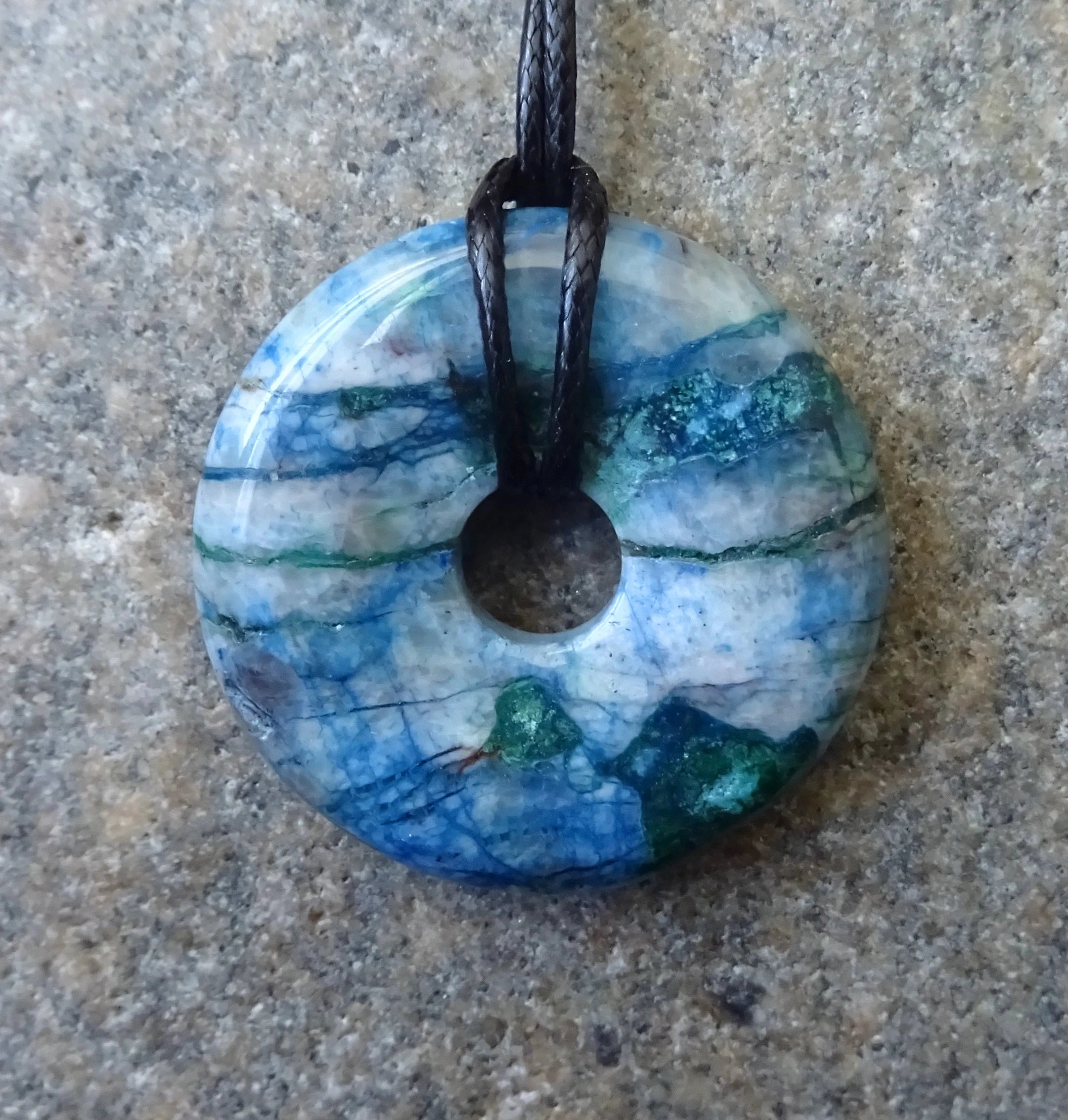 Shattuckit Donut-Anhänger – Pi-Scheibe, 30 mm, Rarität A+