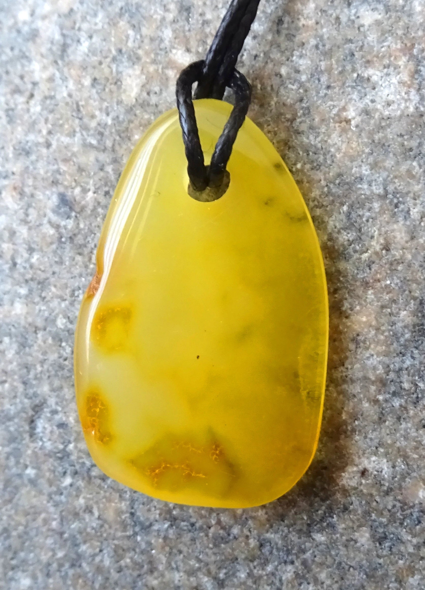 Echter Naturbernstein – Ostseesteinanhänger 17×23 mm | Baltischer Bernstein