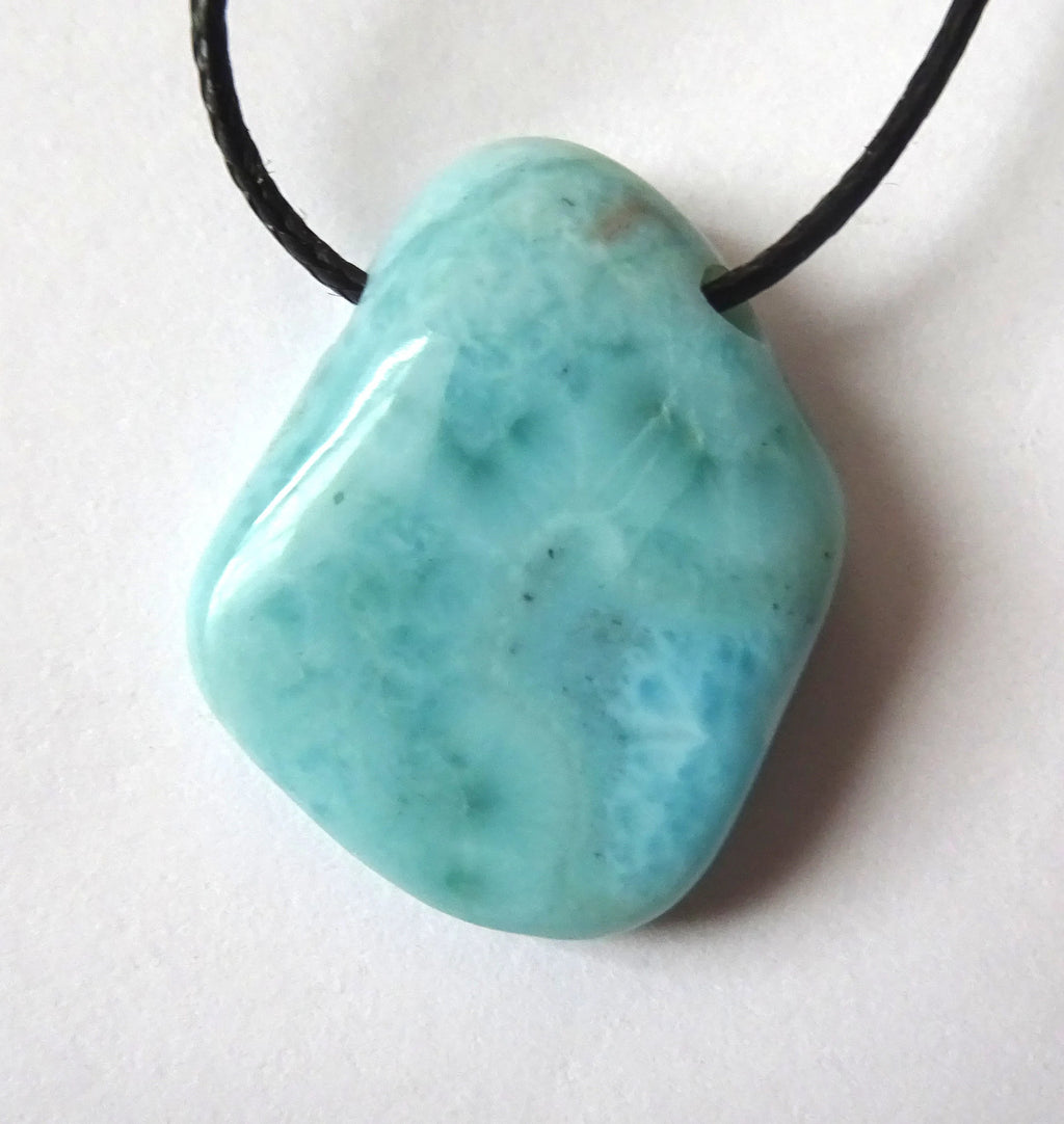 Larimar Anhänger – Himmelblau | Atlantisstein aus der Dominikanischen Republik