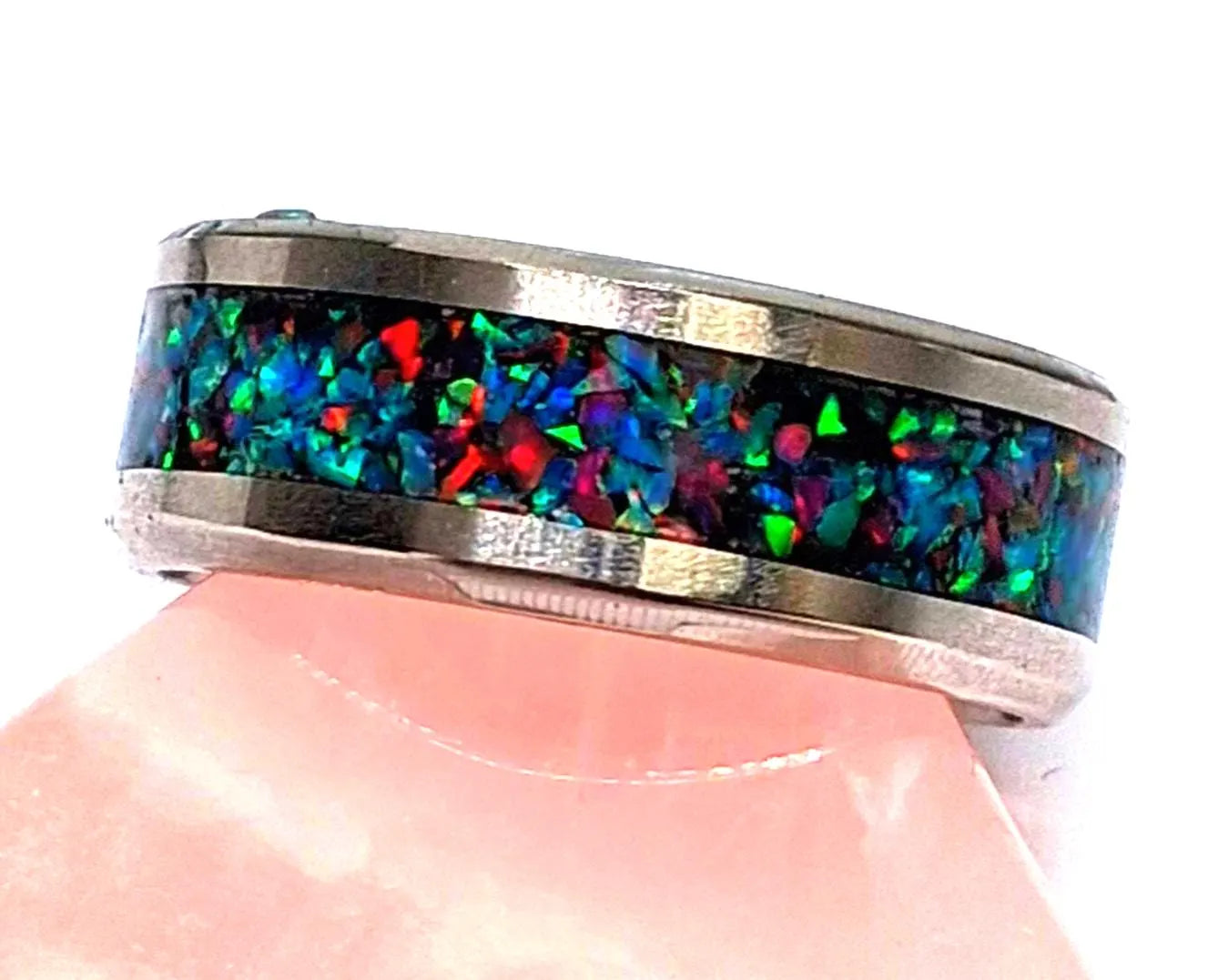Edelstahlring mit Regenbogenopal – Blau, Grün & Rot