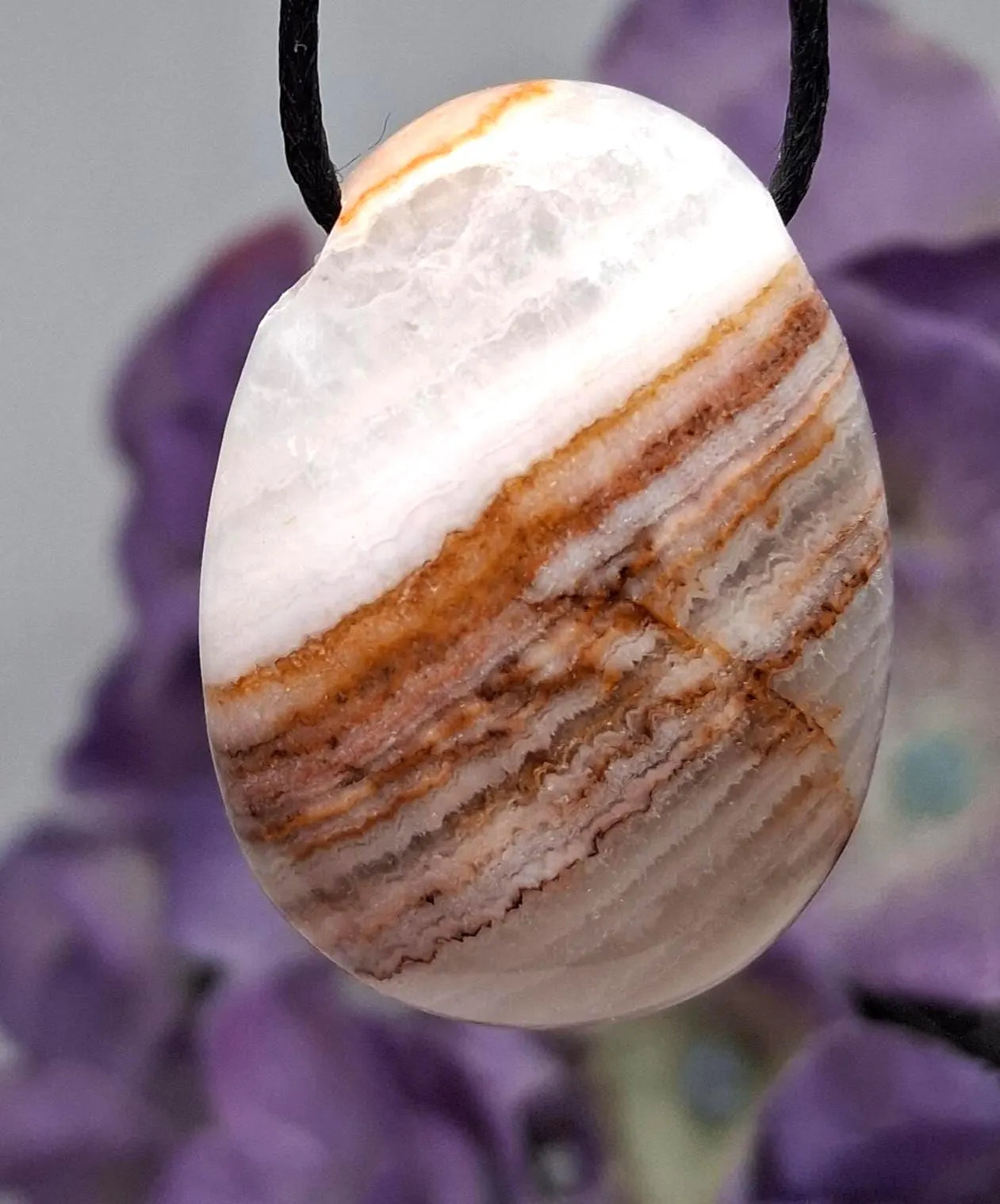 Aragonit Edelsteinanhänger mit Streifen – Naturstein Schmuck
