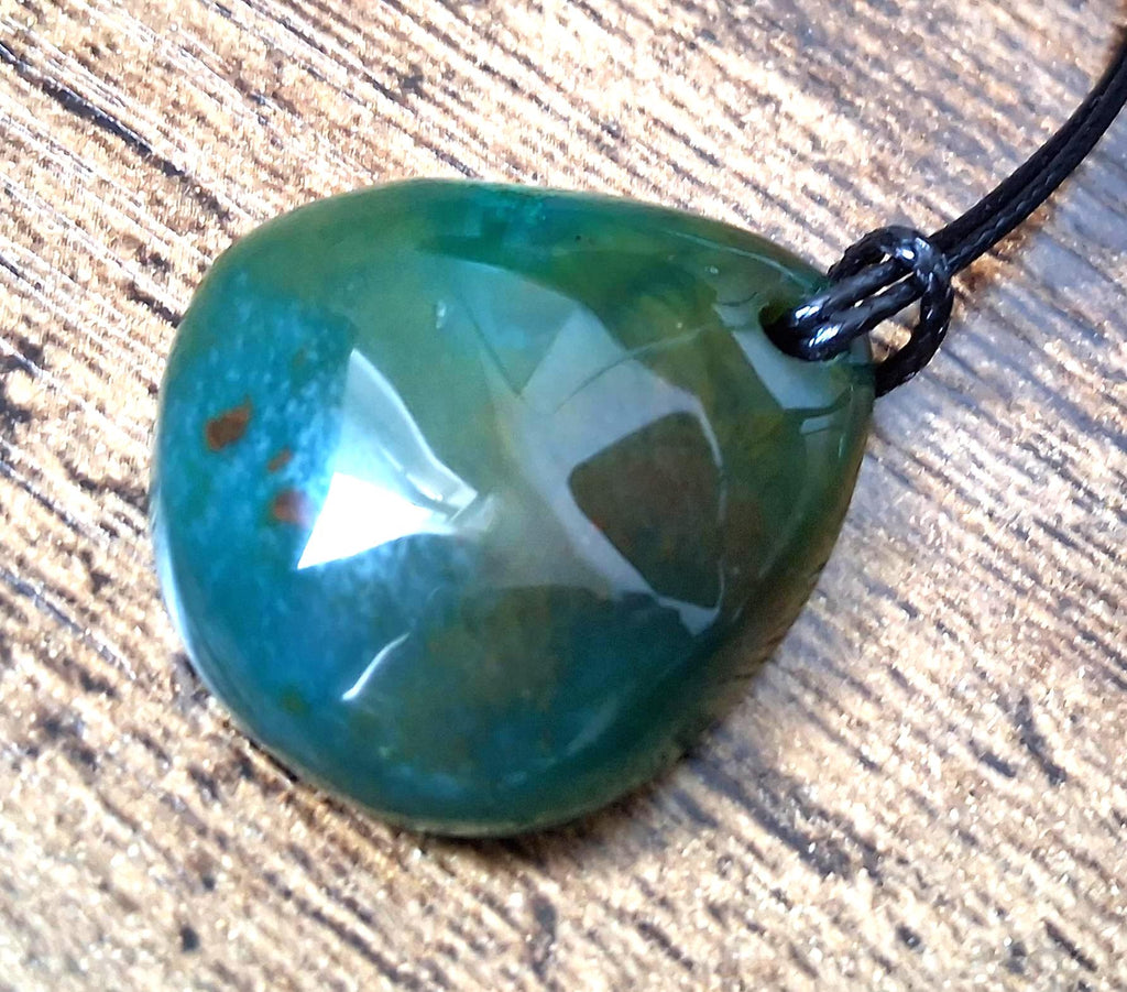 Gem Silica Anhänger mit Kette – AAA-Qualität | Edelstein Amulett 32×30 mm