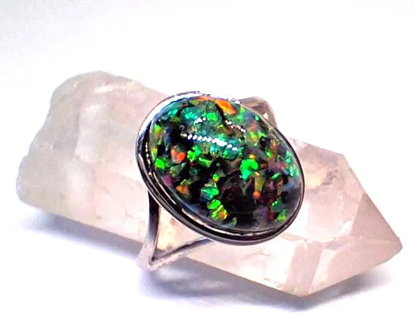 Silberring mit grünem Regenbogenopal – Verstellbar | 925 Silber