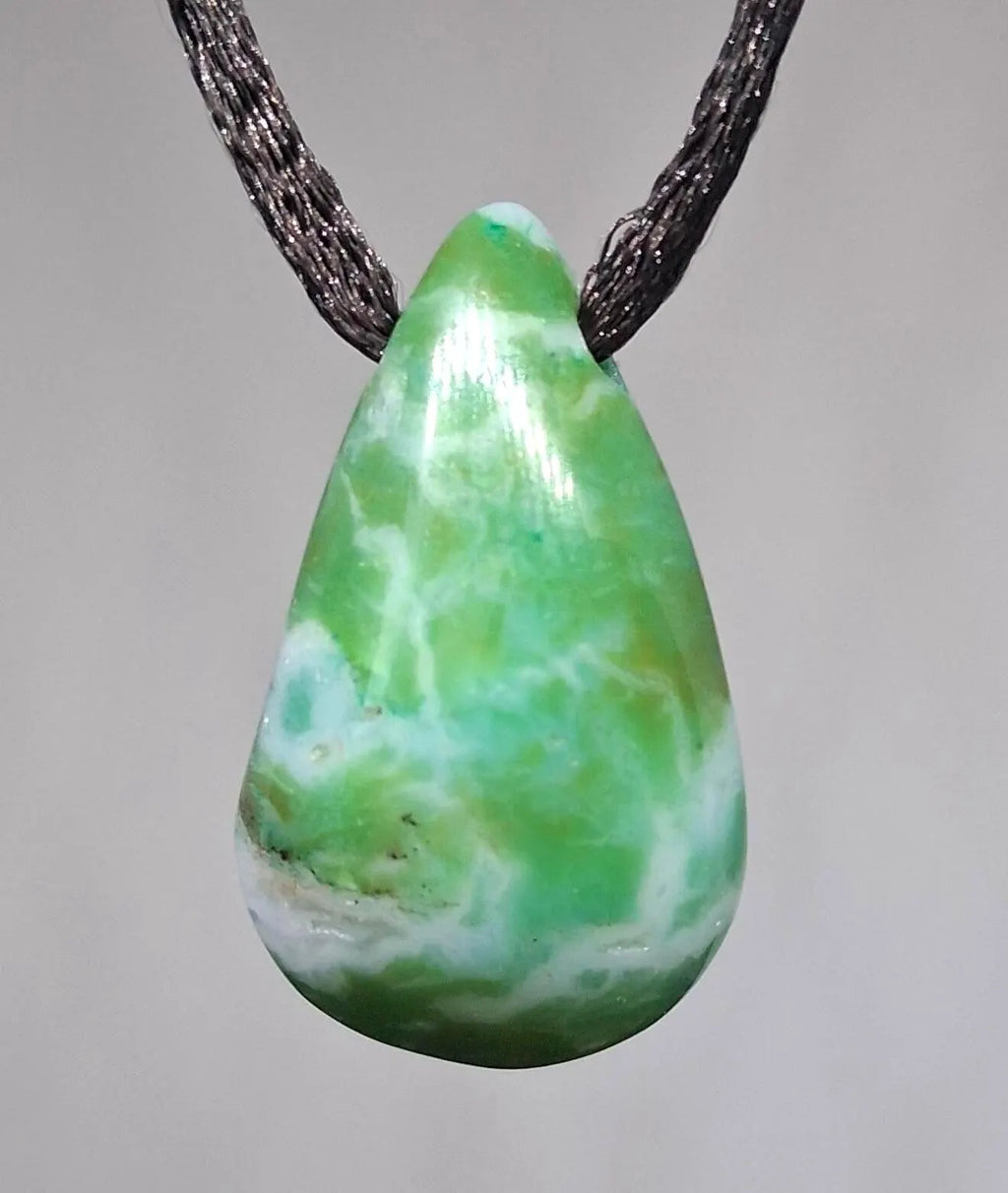 Gem Silica Anhänger mit Kette – AAA-Qualität | Edelstein Amulett 35×20 mm