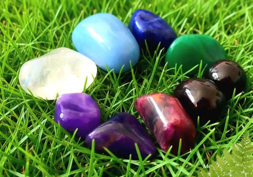 Edelsteinmischung Chakra Set – 9 Steine inkl. Amethyst, Rubin & Granat | Elassteine