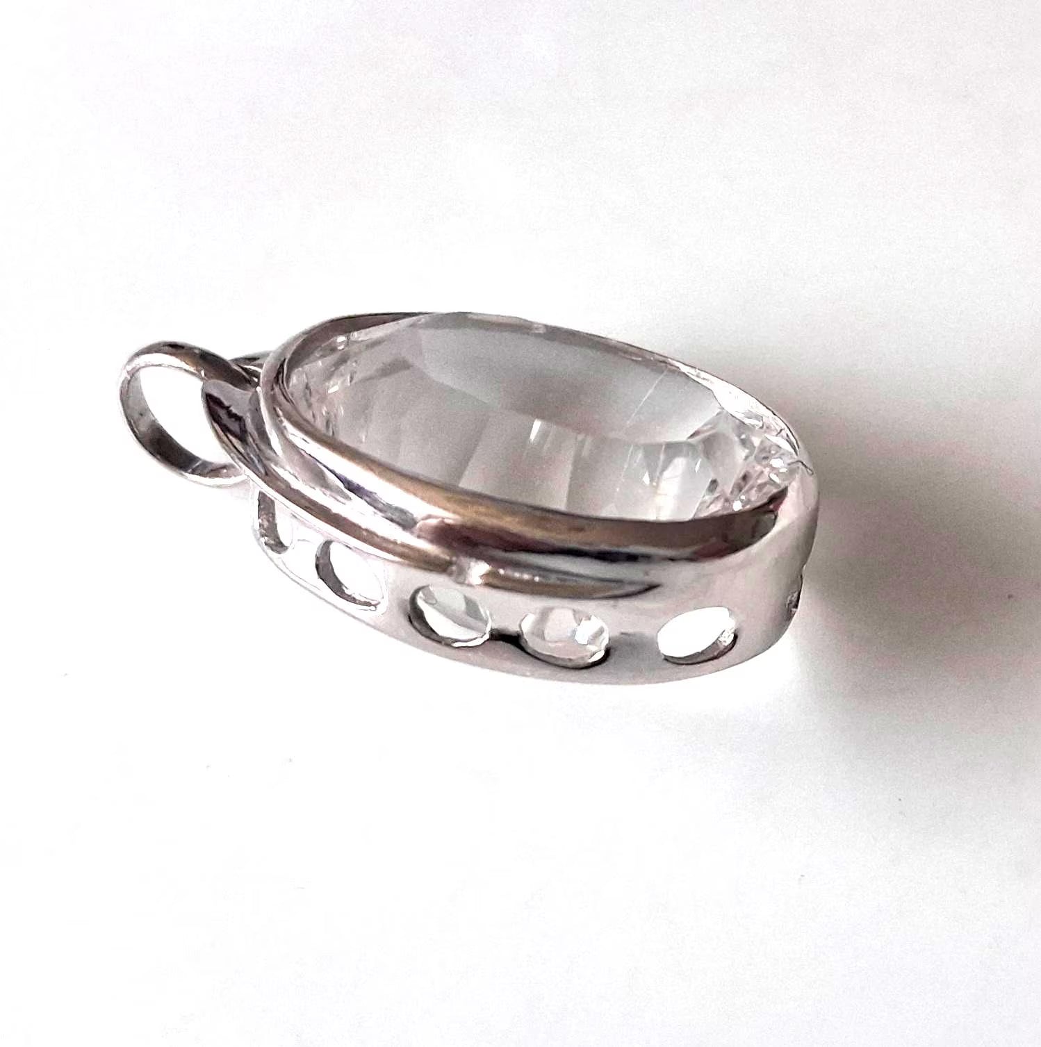 Bergkristall Anhänger 925 Silber – Concave Cut, facettierter Quarz Naturstein