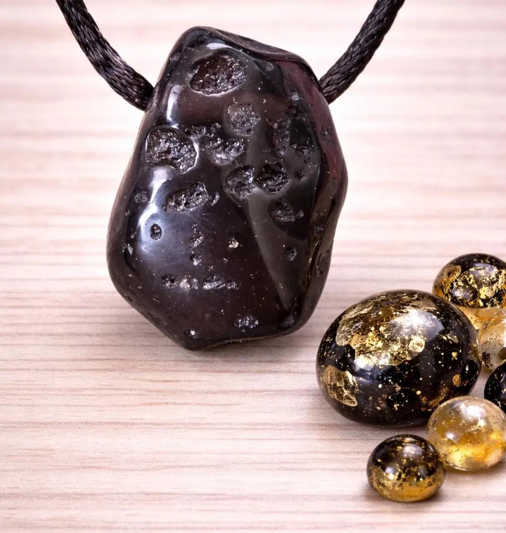 Cintamani Feuerperle – Wunschstein aus Indonesien (Pseudotektit)