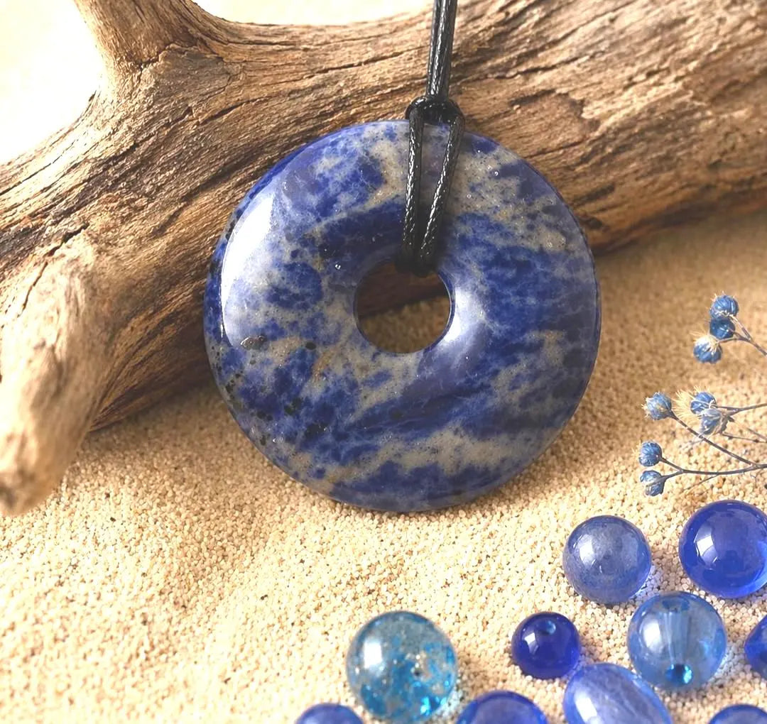 Sodalith Donut-Anhänger – Pi-Scheibe, 4 cm, mit Band