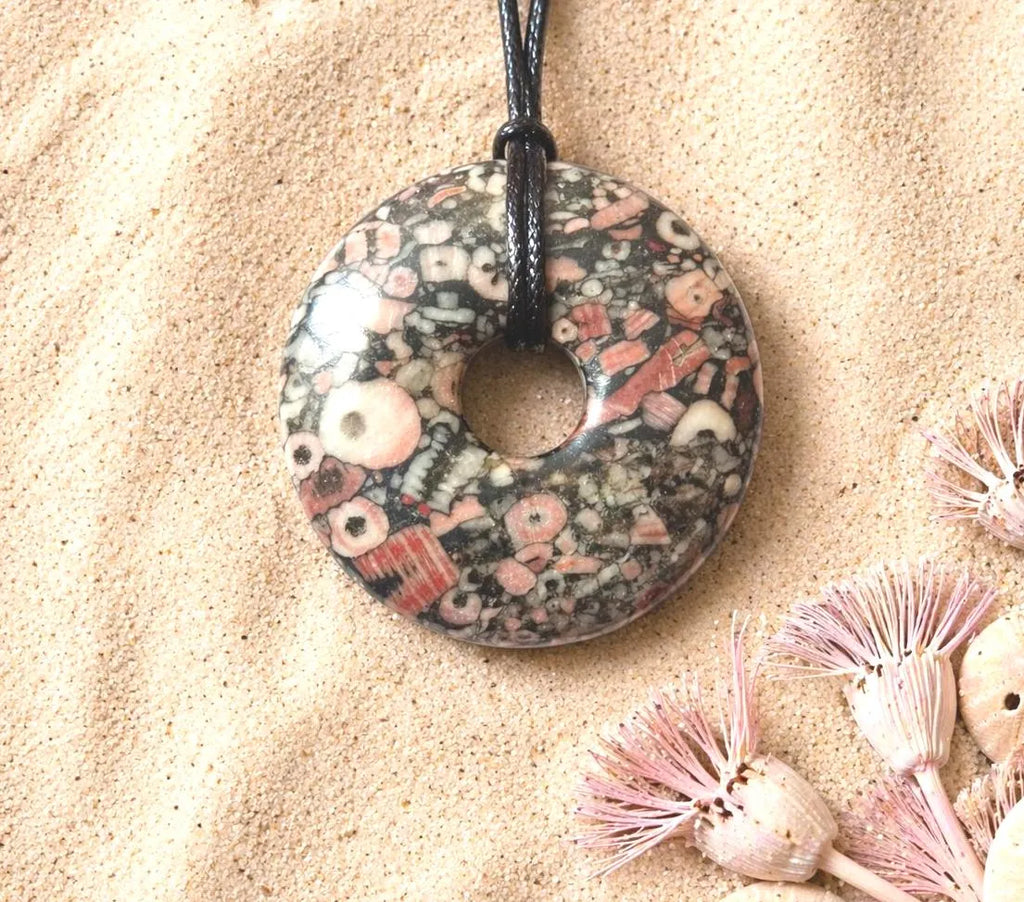 Seelilie Trochit Donut – Fossil Pischeibe, 40 mm, Rarität