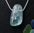 Aquamarin Anhänger – Edelstein Beryll, blau, ca. 24 × 10 mm