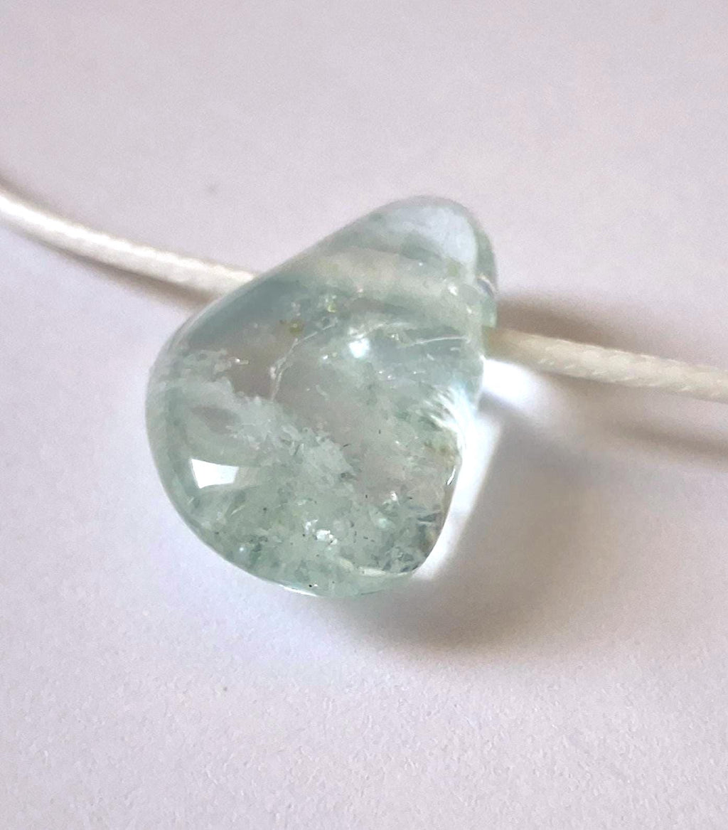 Aquamarin Anhänger – Edelstein Beryll, blau, ca. 20 × 15 mm