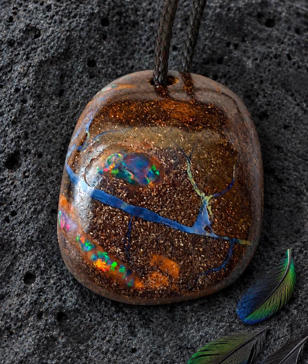 Boulder-Matrix-Opal Anhänger aus Australien – Unikat Nr. 2
