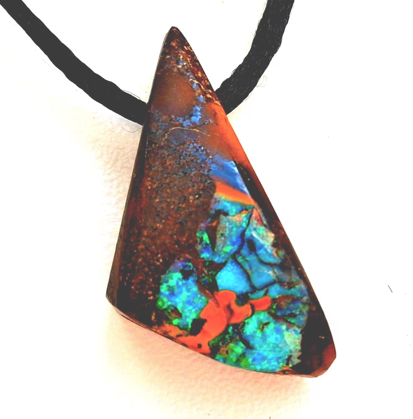 Boulder Opal Anhänger – Echter Boulderopal aus Australien, hochglanzpoliert