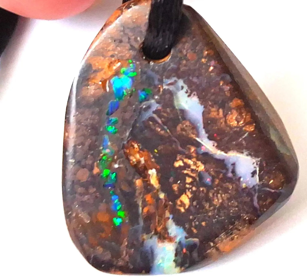 Boulder-Matrix-Opal Anhänger – Unikat aus Australien, poliert