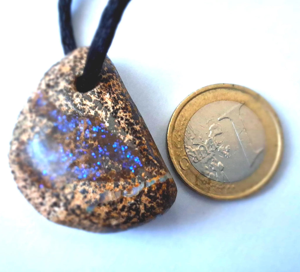 Boulder Anhänger – Australien, Harzeinschluss, Unikat, 3 × 3 cm | Elassteine