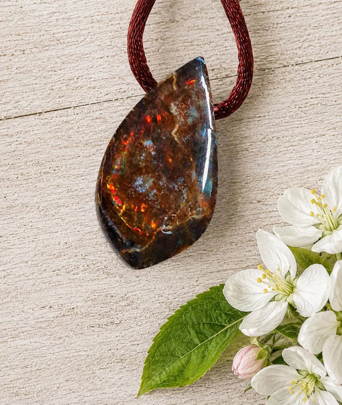 Ammolith Anhänger 30x17mm – Echter Ammolite in Rot, Gold & Gelb | Elassteine